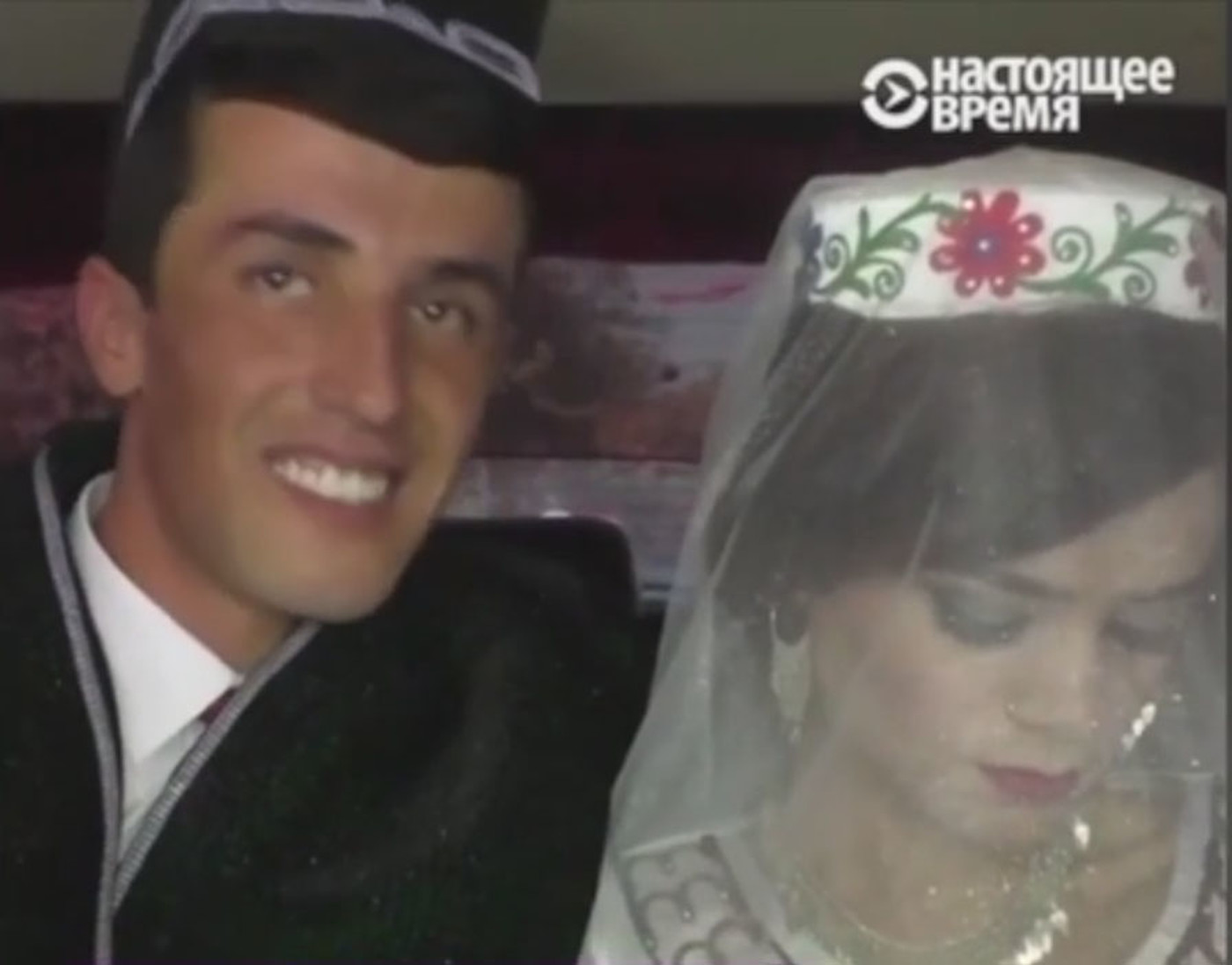 Таджикистан выйду замуж. Таджичку замуж. Саидшо Асроров жена. Свадьба 2 девушек в Таджикистане. Свадьба по приказу президента.